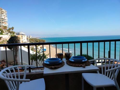 New Fabulous Beachfront ตอร์เรโมลิโนส ภายนอก รูปภาพ